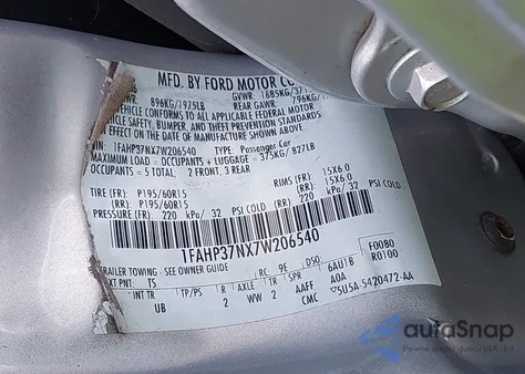 2007 Ford Focus S/Se/Ses из США, поврежденный, VIN 1FAHP37NX7W206540